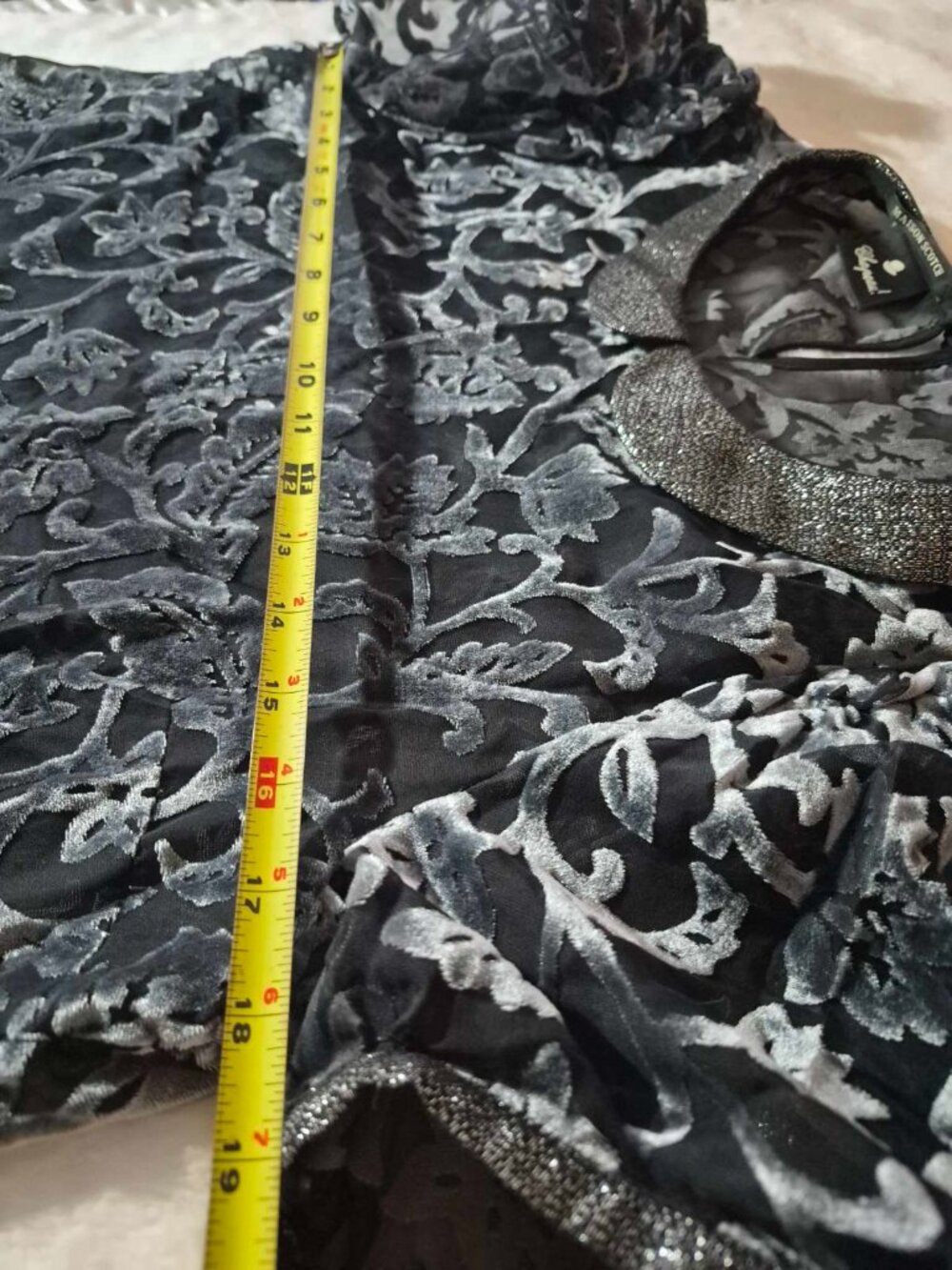 Black/silver translucent blouse - Picture 6 of 10